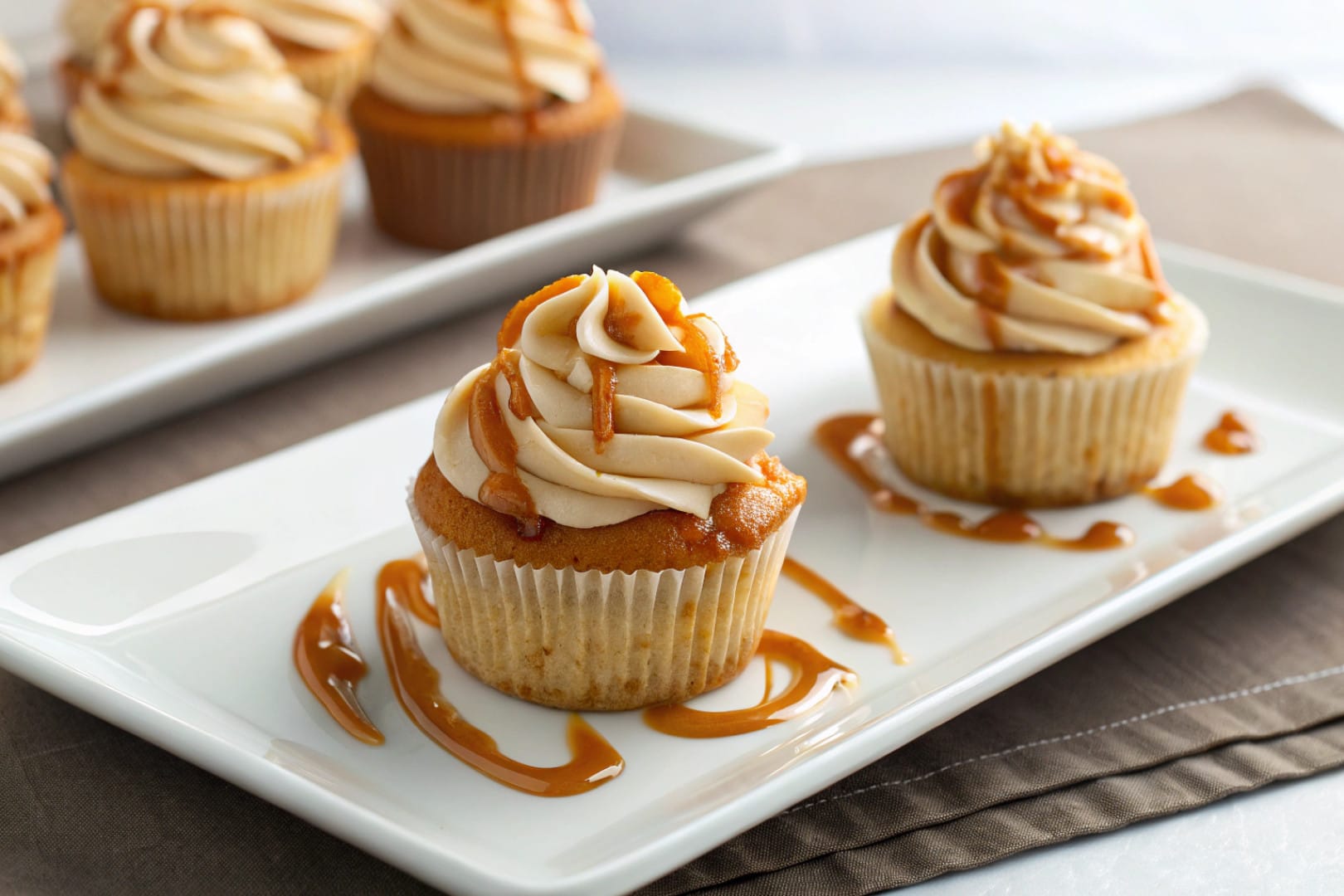 Best caramel drizzle cupcakes